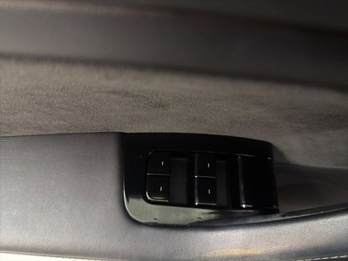 Used 2020 Tesla Model 3 Long Range image 10