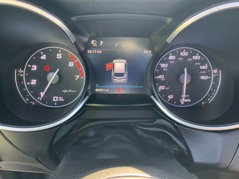Used 2022 Alfa Romeo Stelvio Sprint RWD image 22