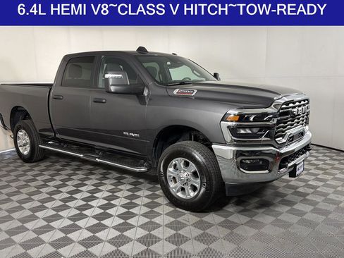 Used 2025 RAM 2500 Big Horn AWD/4WD image 2