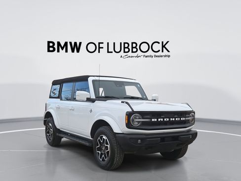 Used 2023 Ford Bronco Outer Banks image 1