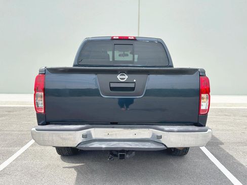 Used 2017 Nissan Frontier SV AWD/4WD image 4