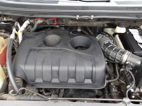 Used 2013 Ford Edge Limited FWD image 24