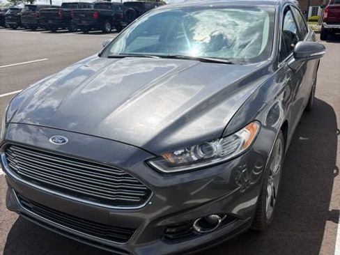 Used 2015 Ford Fusion Titanium FWD image 2