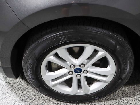 Used 2019 Ford Edge SEL w/ Equipment Group 201A image 11