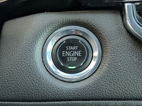 Used 2023 Chevrolet Colorado LT w/ LT Convenience Package RWD image 20