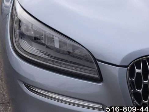 Used 2022 Lincoln Corsair Reserve w/ Equipment Group 201A image 11