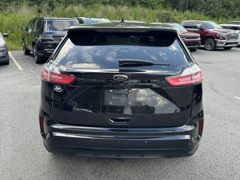 Used 2022 Ford Edge SE w/ Black Appearance Package AWD/4WD image 6