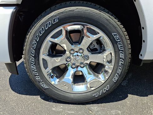 New 2026 RAM 1500 Big Horn AWD/4WD image 5