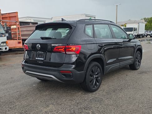 Used 2024 Volkswagen Taos S FWD image 7