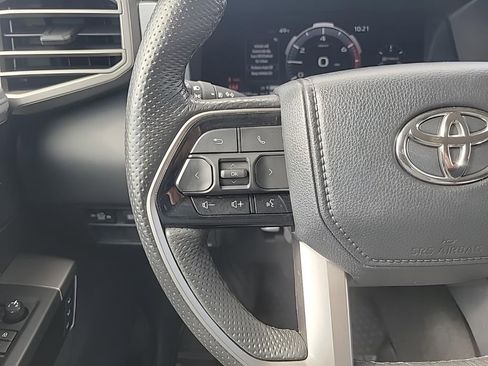 Used 2024 Toyota Tundra Limited image 15
