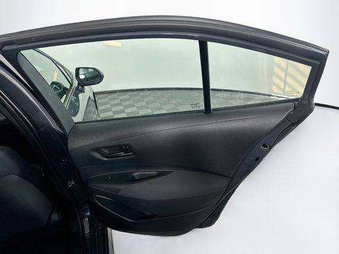Used 2025 Toyota Corolla LE FWD image 29
