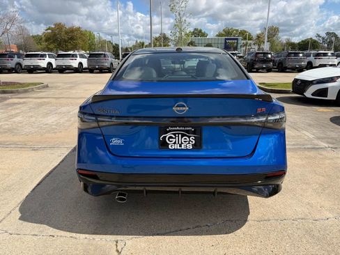 New 2026 Nissan Sentra SR FWD image 4