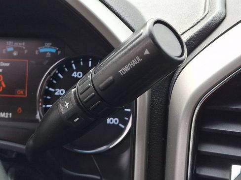 Used 2019 Ford F250 Lariat w/ Lariat Ultimate Package AWD/4WD image 14
