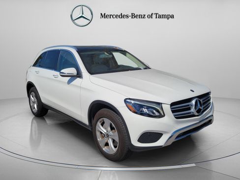 Used 2018 Mercedes-Benz GLC 300 image 4