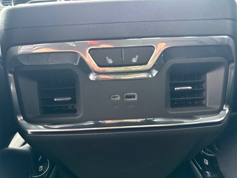 New 2026 Chevrolet Silverado 1500 High Country AWD/4WD image 25