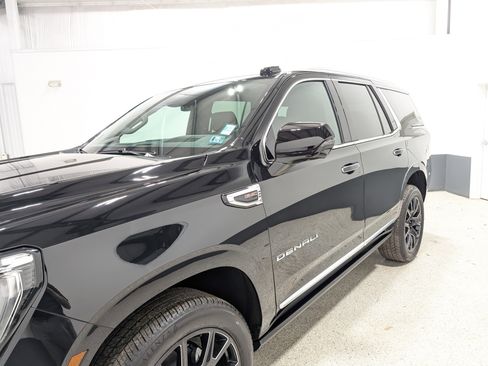 Used 2026 GMC Yukon Denali w/ Sun & Power Step Package AWD/4WD image 7
