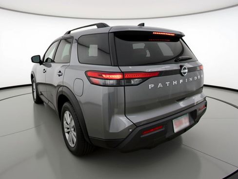 Used 2025 Nissan Pathfinder SV FWD image 6