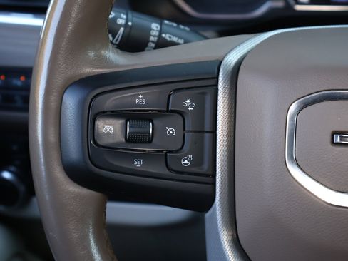 Used 2021 GMC Yukon Denali image 16