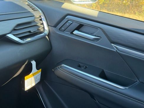 New 2026 GMC Acadia Elevation w/ Elevation Premium Package image 32