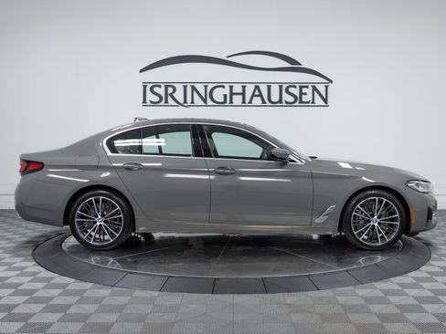 Used 2022 BMW 540i xDrive w/ Premium Package AWD/4WD image 4
