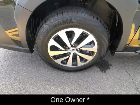 Used 2023 Subaru Outback Premium AWD/4WD image 10
