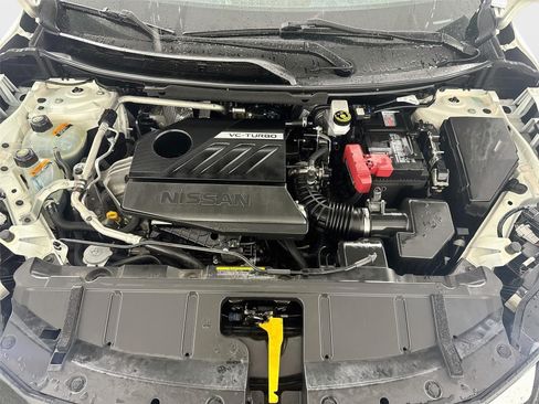 Used 2024 Nissan Rogue SV AWD/4WD image 29