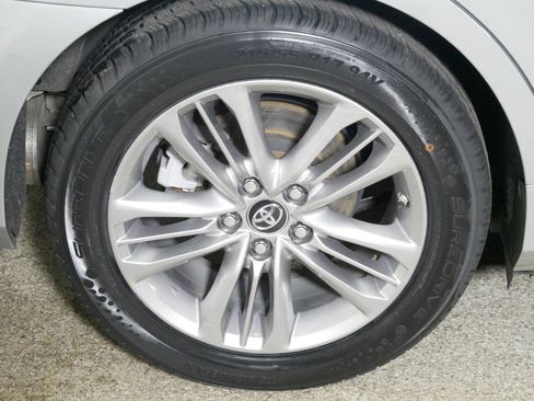 Used 2016 Toyota Camry SE image 15