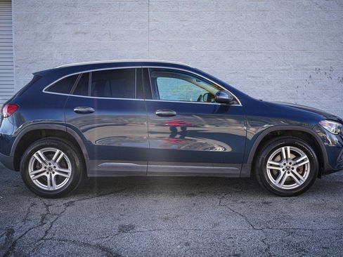Used 2022 Mercedes-Benz GLA 250 4MATIC w/ Premium Package Lite image 17