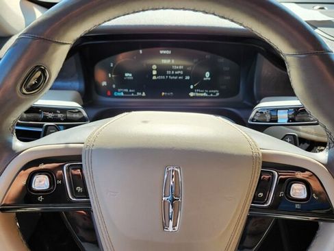 Used 2023 Lincoln Aviator Reserve w/ Equipment Group 201A image 23