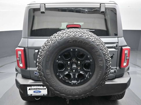 Used 2023 Ford Bronco Wildtrak AWD/4WD image 15