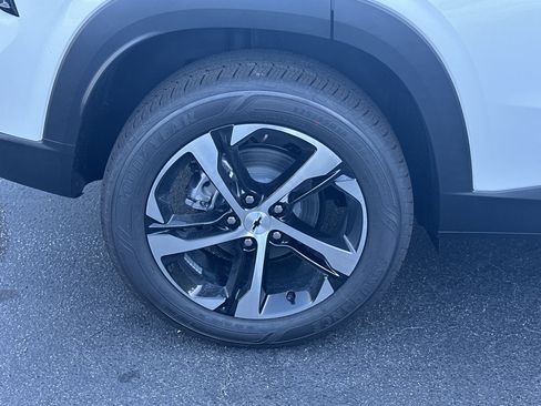 New 2026 Chevrolet Trax RS w/ Driver Confidence Package image 17