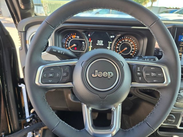 New 2025 Jeep Wrangler Unlimited Sahara w/ Safety Group AWD/4WD image 16