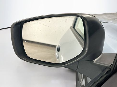 Used 2024 Subaru Legacy image 16