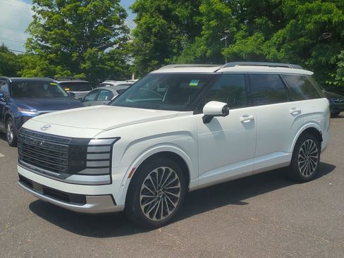 Certified 2026 Hyundai Palisade Calligraphy AWD/4WD image 7
