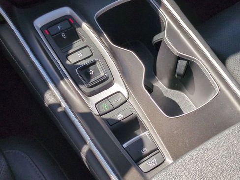 Used 2021 Honda Accord Touring image 17