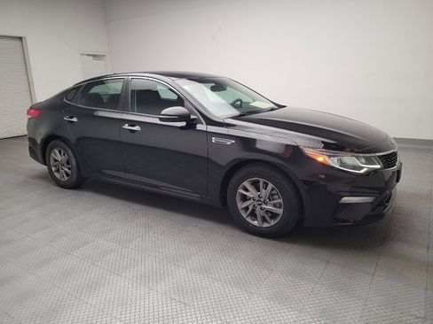 Used 2019 Kia Optima LX image 11