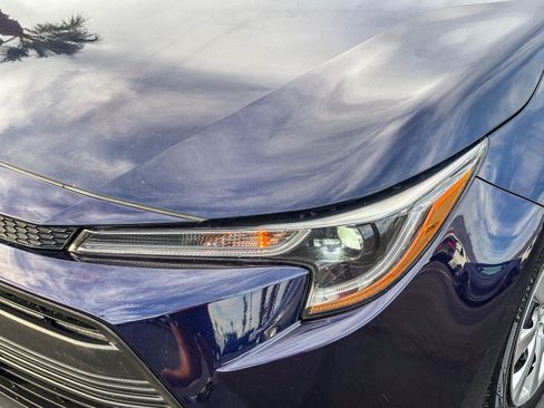 Certified 2024 Toyota Corolla LE FWD image 9