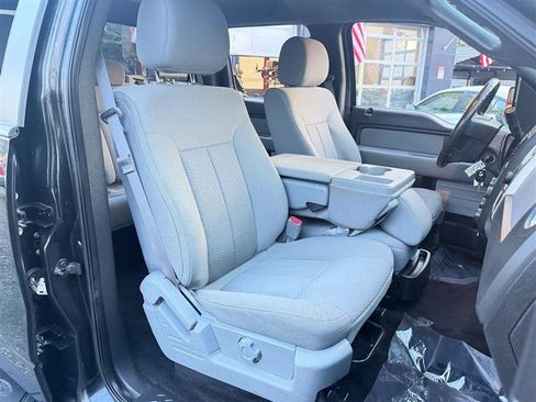 Used 2014 Ford F150 XLT w/ XLT Chrome Package image 17