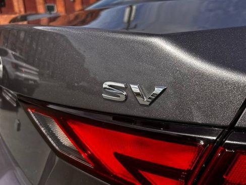 Used 2020 Nissan Sentra SV FWD image 10