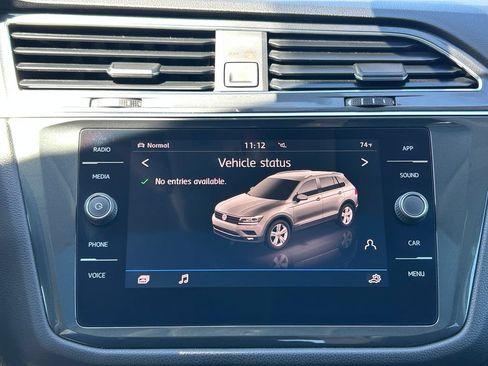 Used 2019 Volkswagen Tiguan SE AWD/4WD image 22