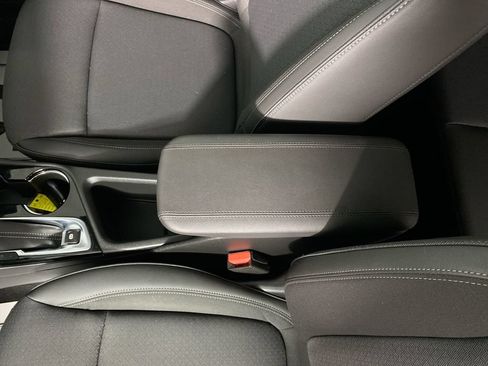 Used 2023 Buick Encore GX Preferred w/ Cold Weather Comfort Package AWD/4WD image 20