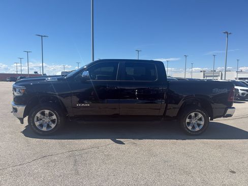 Used 2023 RAM 1500 Laramie AWD/4WD image 6