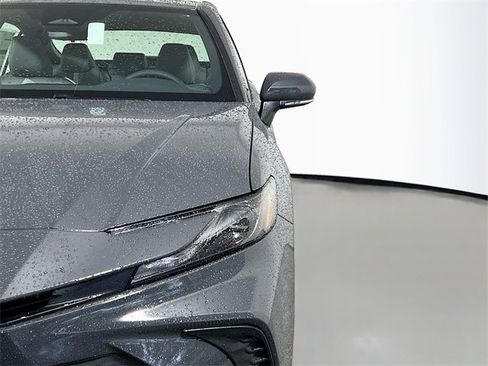 New 2025 Toyota Camry SE image 9