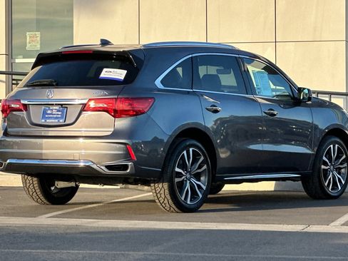 Used 2020 Acura MDX FWD w/ Advance Package image 3