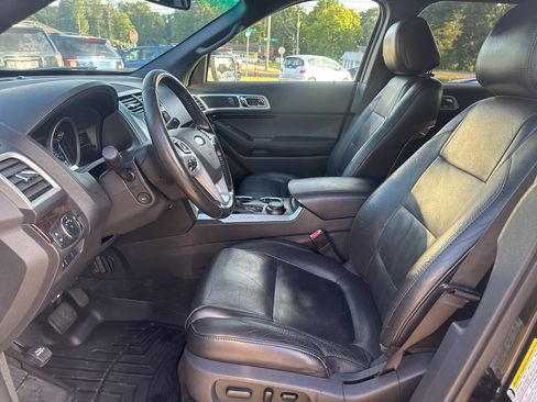Used 2011 Ford Explorer Limited w/ 301A Rapid Spec Order Code AWD/4WD image 10