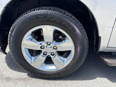 Used 2017 RAM 1500 Big Horn RWD image 4