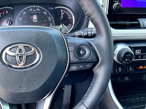 Used 2023 Toyota RAV4 XLE w/ Convenience Package AWD/4WD image 23