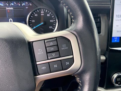 Used 2023 Ford Expedition XLT AWD/4WD image 25