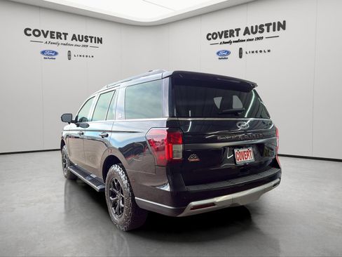 Used 2022 Ford Expedition Timberline AWD/4WD image 3