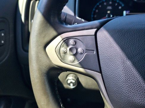 Used 2017 Chevrolet Colorado Z71 AWD/4WD image 31